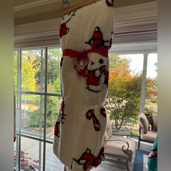Hello kitty blanket with candy canes faux fur - Picture 1 of 1